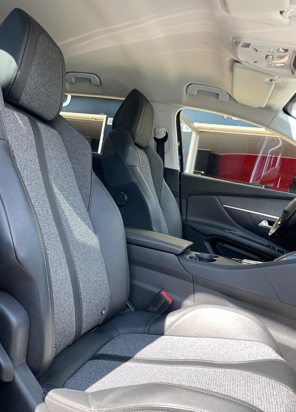 Peugeot 3008 BlueHDi 130 EAT8 ALLURE