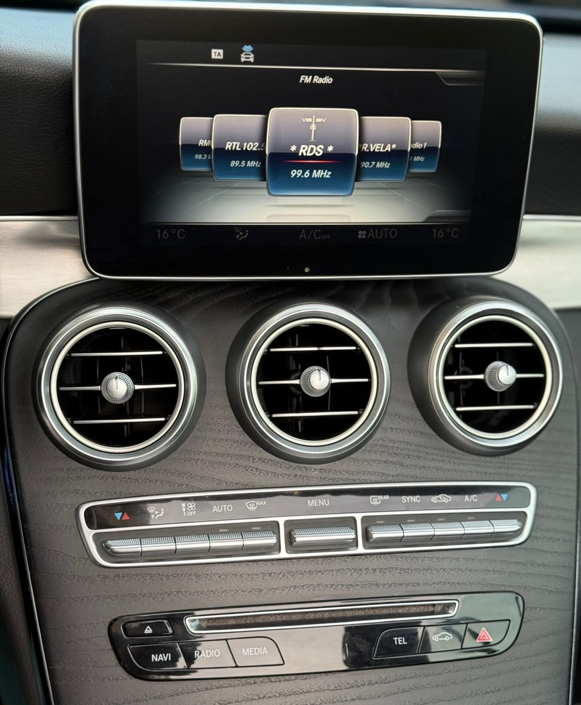 Mercedes-benz C 220 d Cabrio AMG Premium