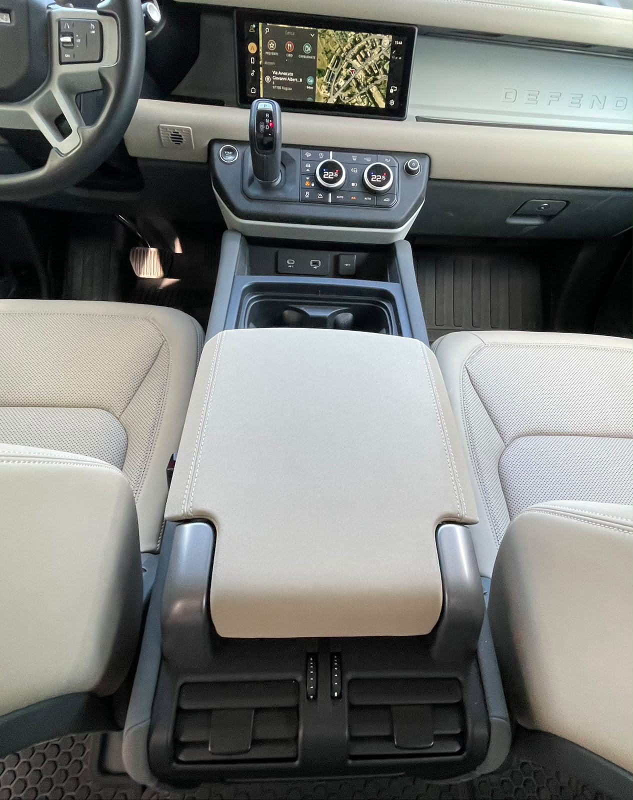 Land Rover Defender 110 3.0D 200 CV AWD SE 2023