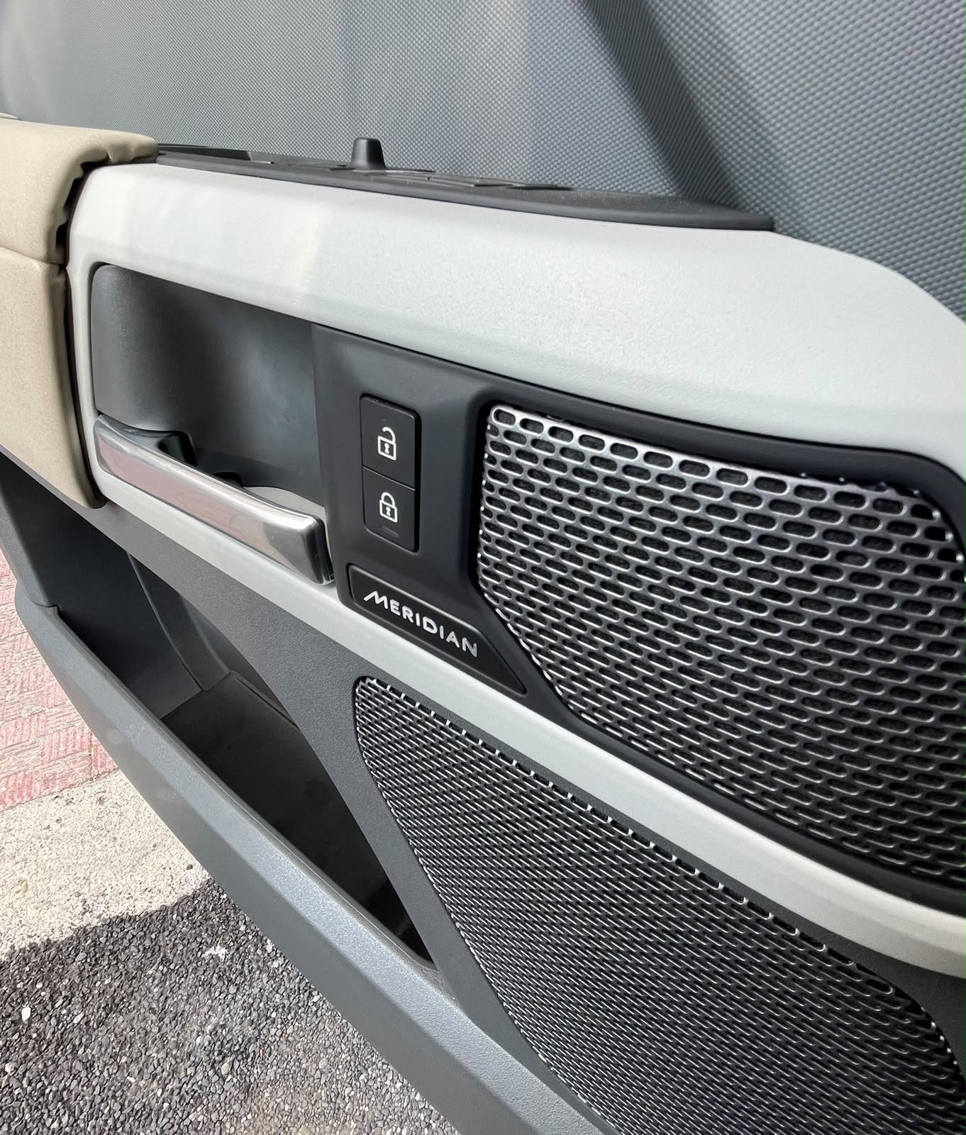 Land Rover Defender 110 3.0D 200 CV AWD SE 2023