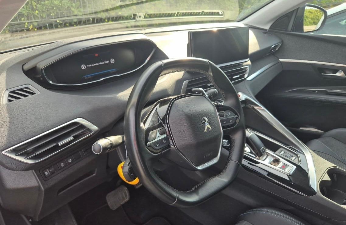 Peugeot 3008 BlueHDi 130 EAT8 Allure Pack