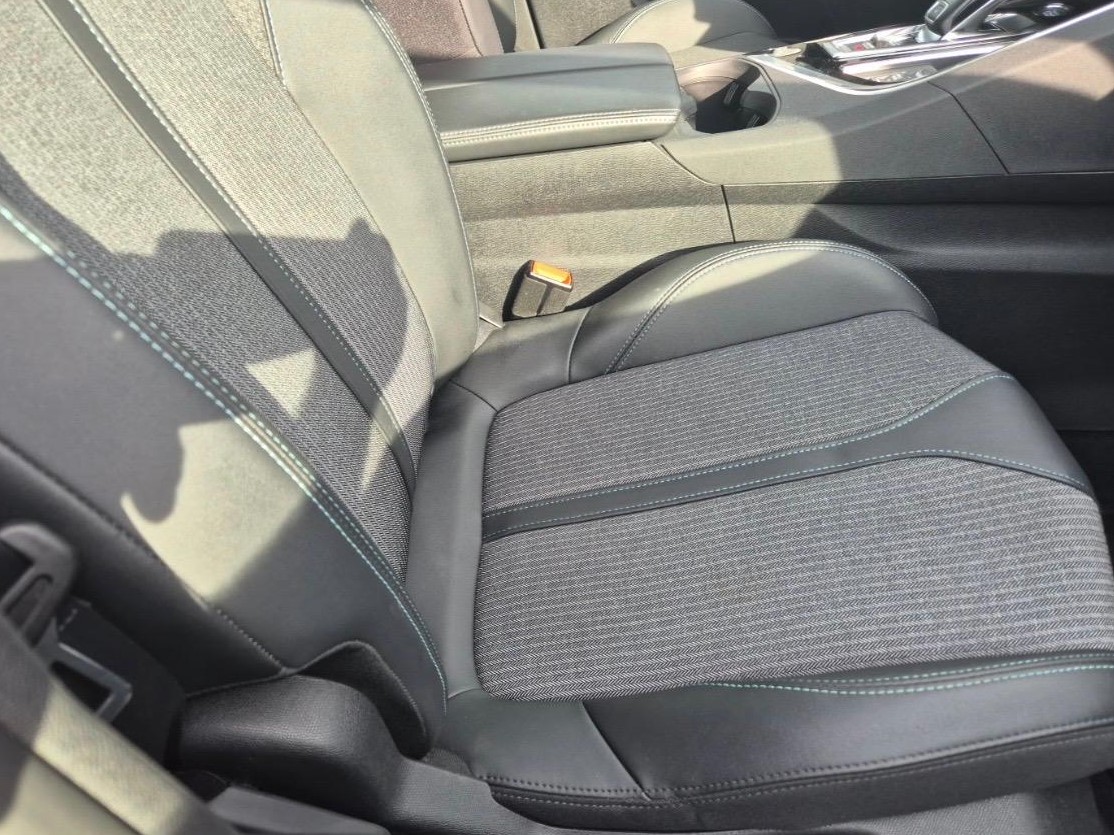 Peugeot 3008 BlueHDi 130 EAT8 Allure Pack